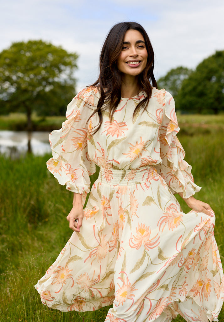 Mia Ruffle Sleeve Moonflower Print Midi Dress In Cream