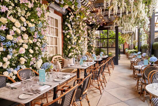 The Cutest Valentine’s Spots for Dinner in London