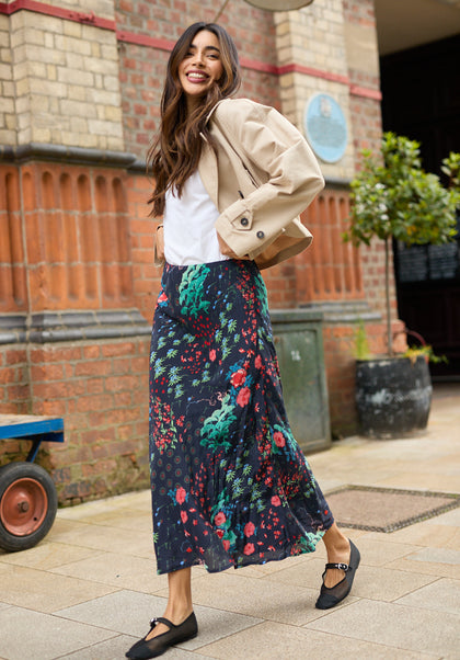 Leaf printed sheer midi skirt with zip fastening