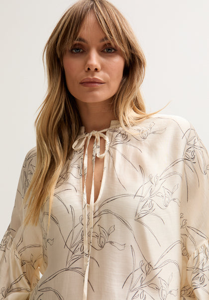 Rosetti Billowy Sleeves Hand Drawn Floral Print Blouse In Cream