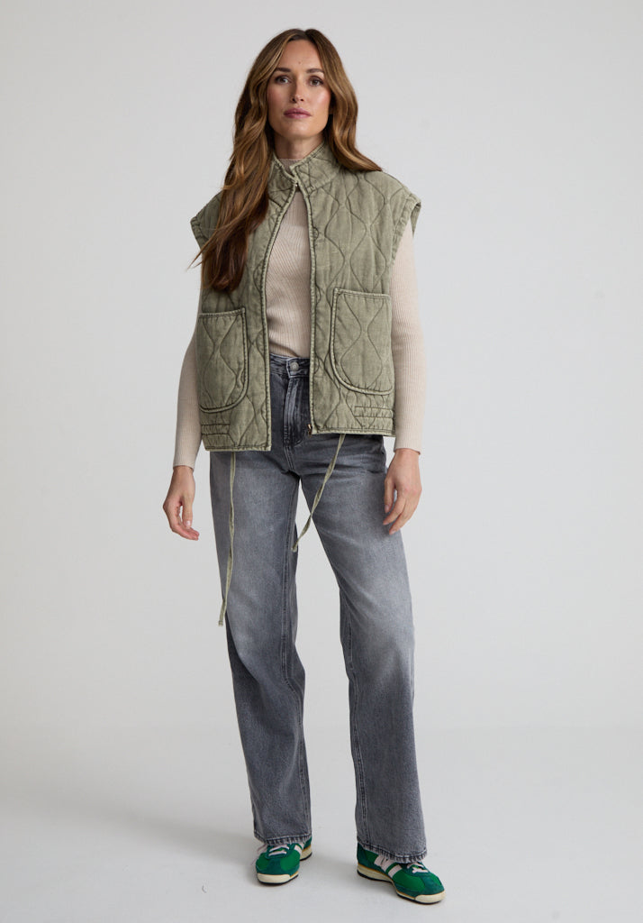 Evelyn Quilted High Neck Gilet In Khaki